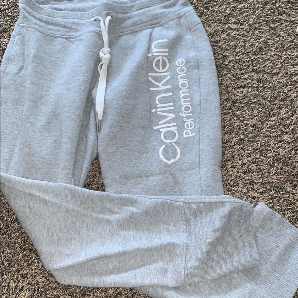 GREY CALVIN KLEIN SWEATPANTS